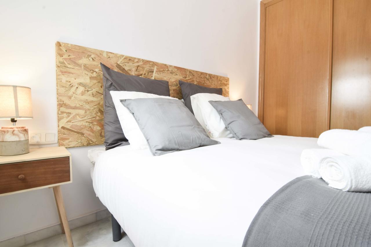 P&P Apartaments Carrera De Capuchinos マラガ エクステリア 写真