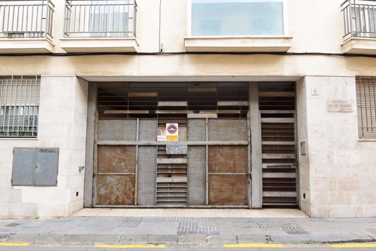 P&P Apartaments Carrera De Capuchinos マラガ エクステリア 写真