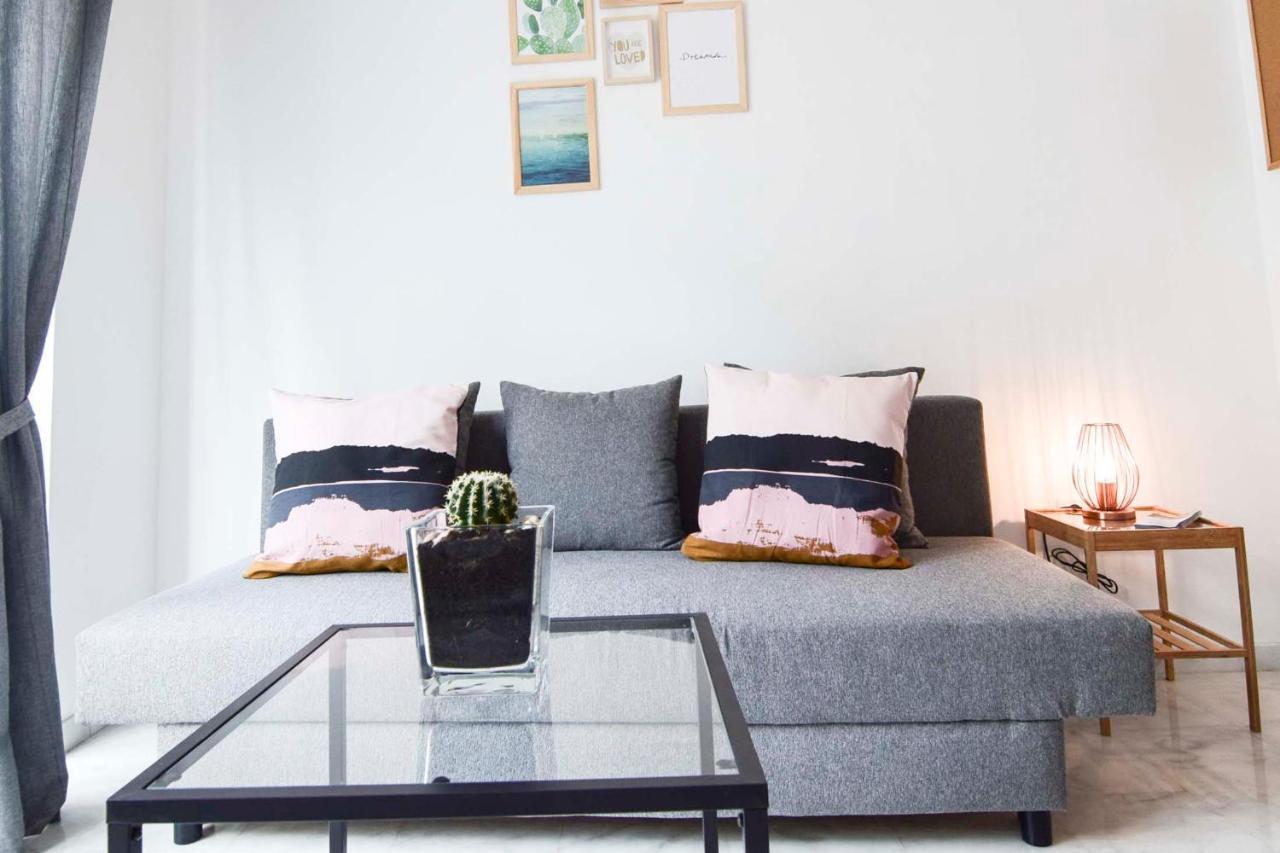 P&P Apartaments Carrera De Capuchinos マラガ エクステリア 写真