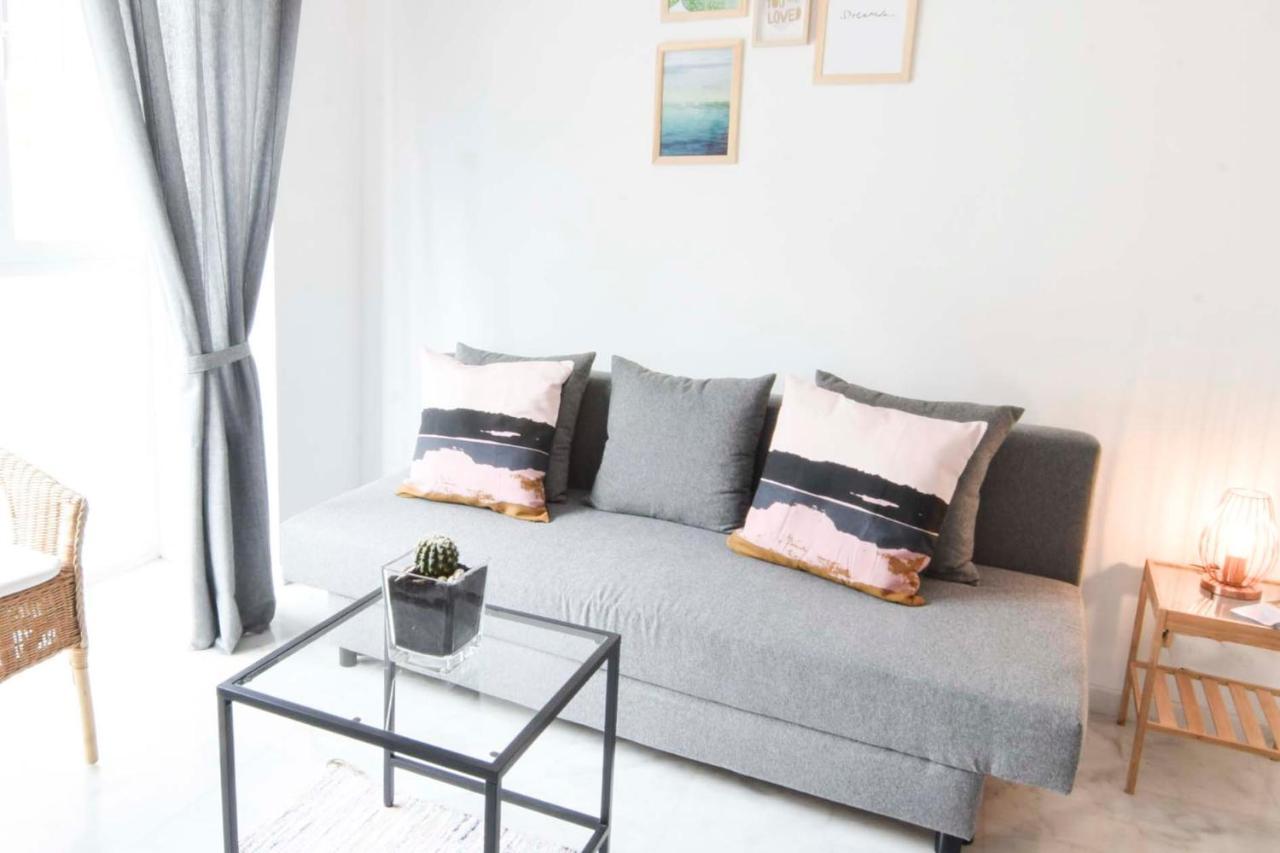 P&P Apartaments Carrera De Capuchinos マラガ エクステリア 写真