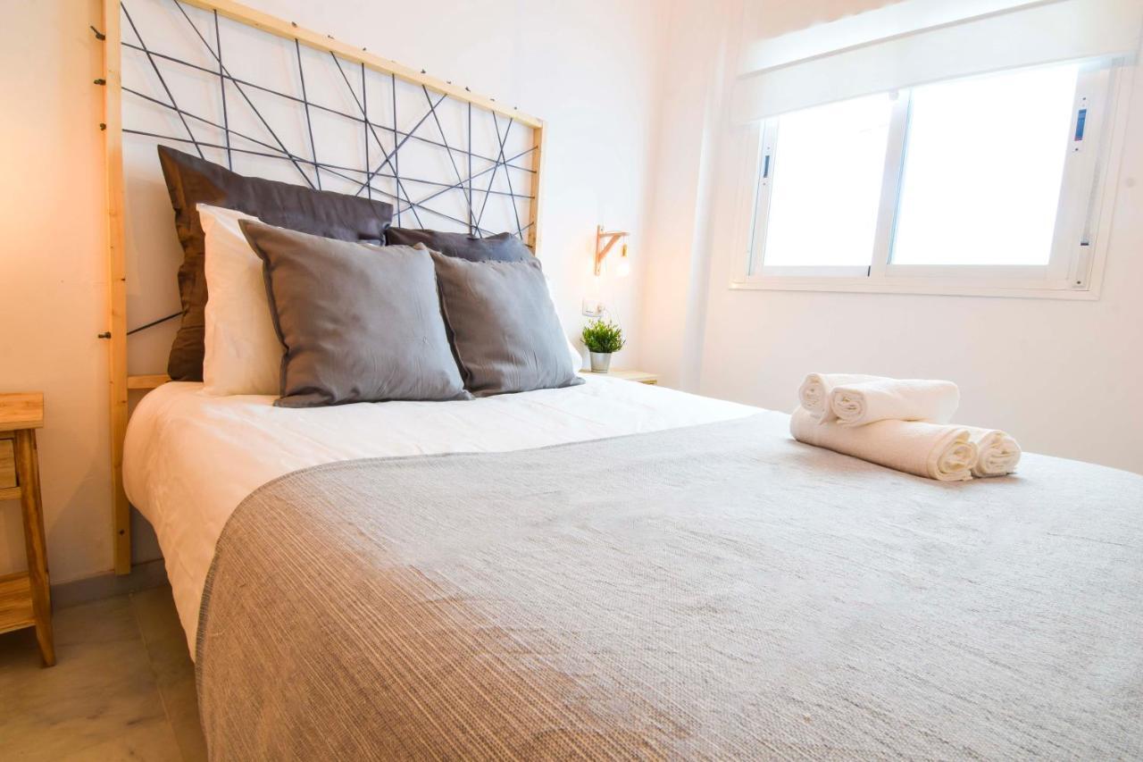 P&P Apartaments Carrera De Capuchinos マラガ エクステリア 写真