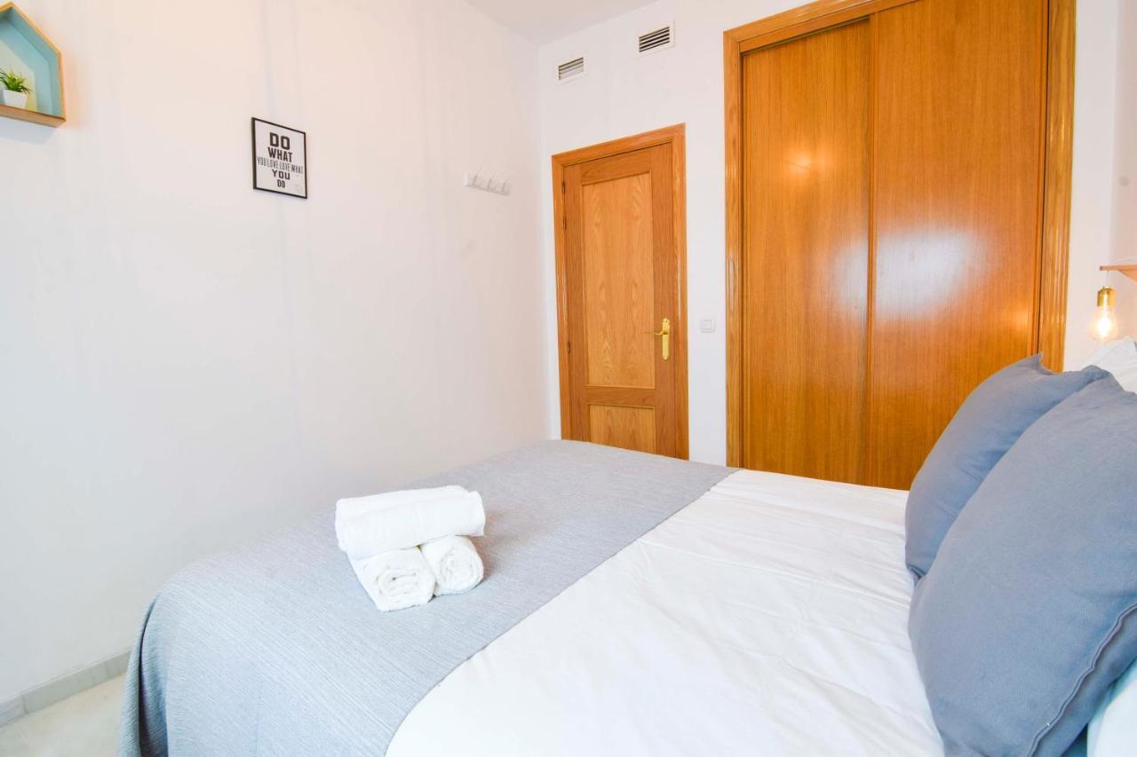 P&P Apartaments Carrera De Capuchinos マラガ エクステリア 写真